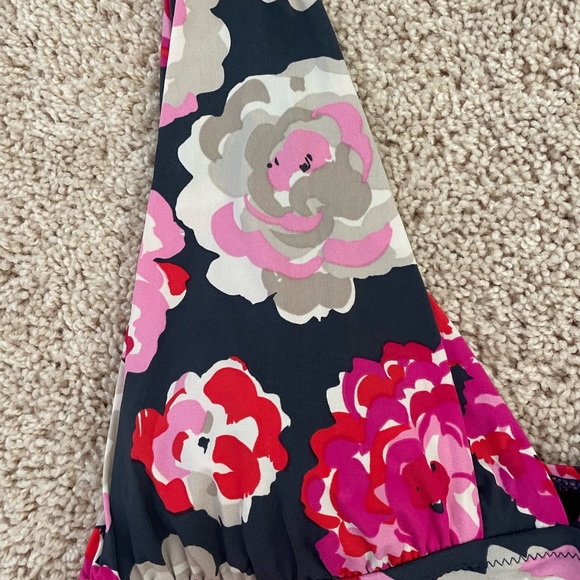 Garnet Hill one piece swimsuit - Picture 3 of 6